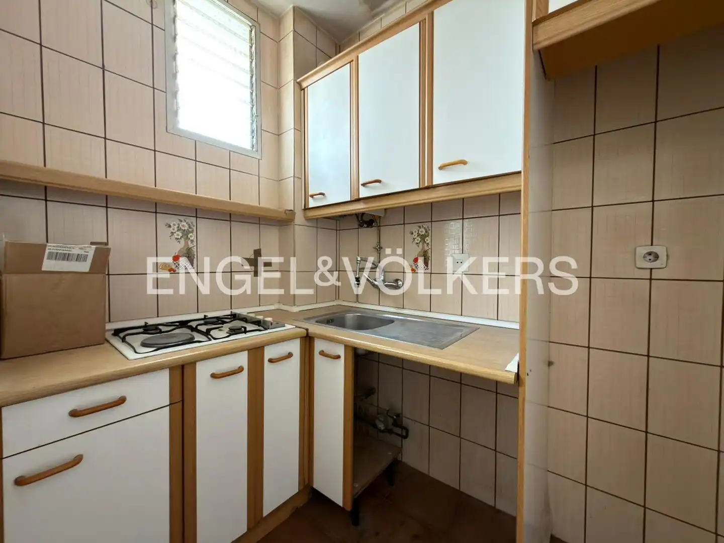 Kitchen of Flat for sale in Madrid  with Heating