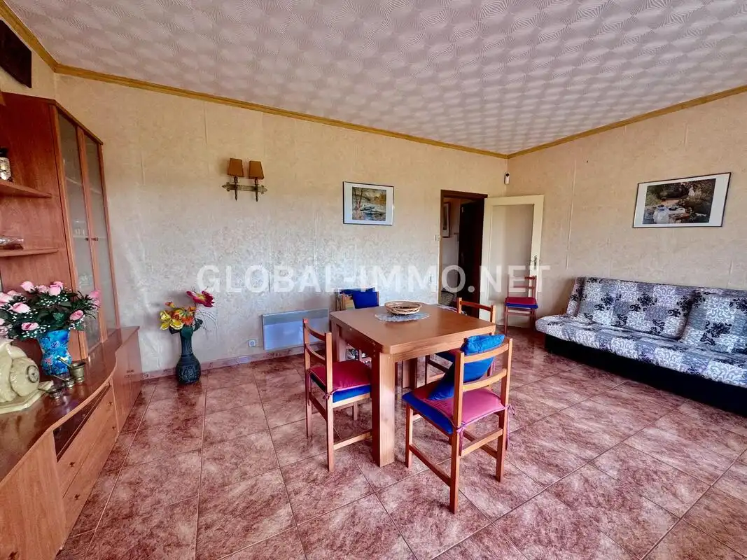 Sala de estar de Apartamento en venta en Roses con Calefacción, Terraza y Piscina