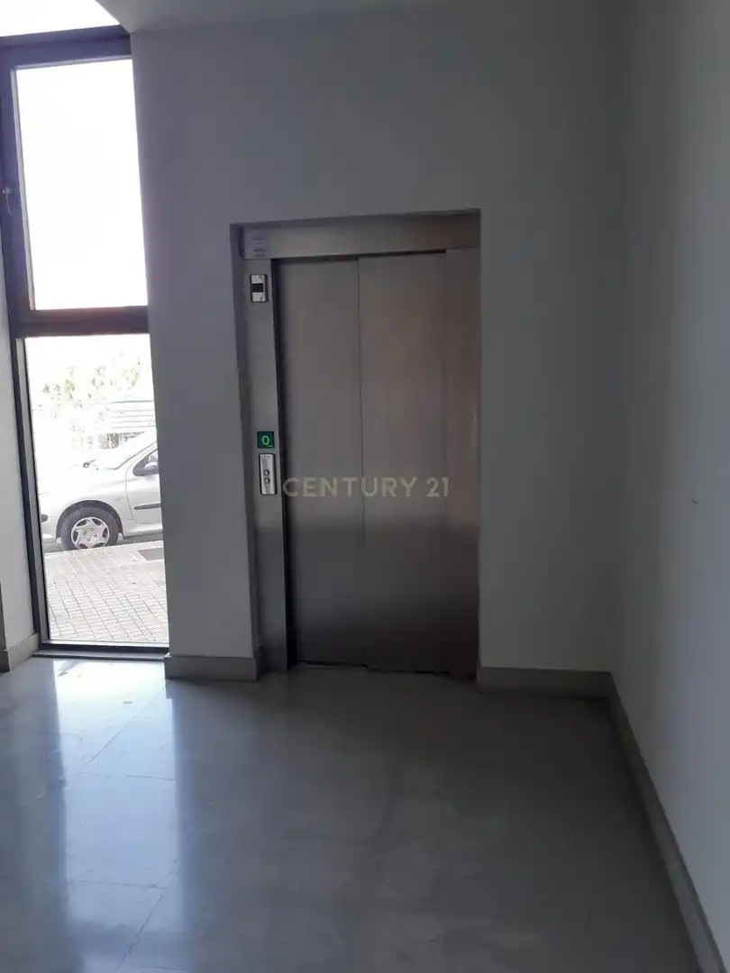 Commercial properties for sale in Manises