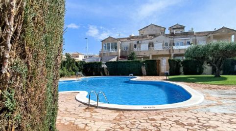 Photo 2 of Flat for sale in Parque Acuático - Sector 25, Torrevieja