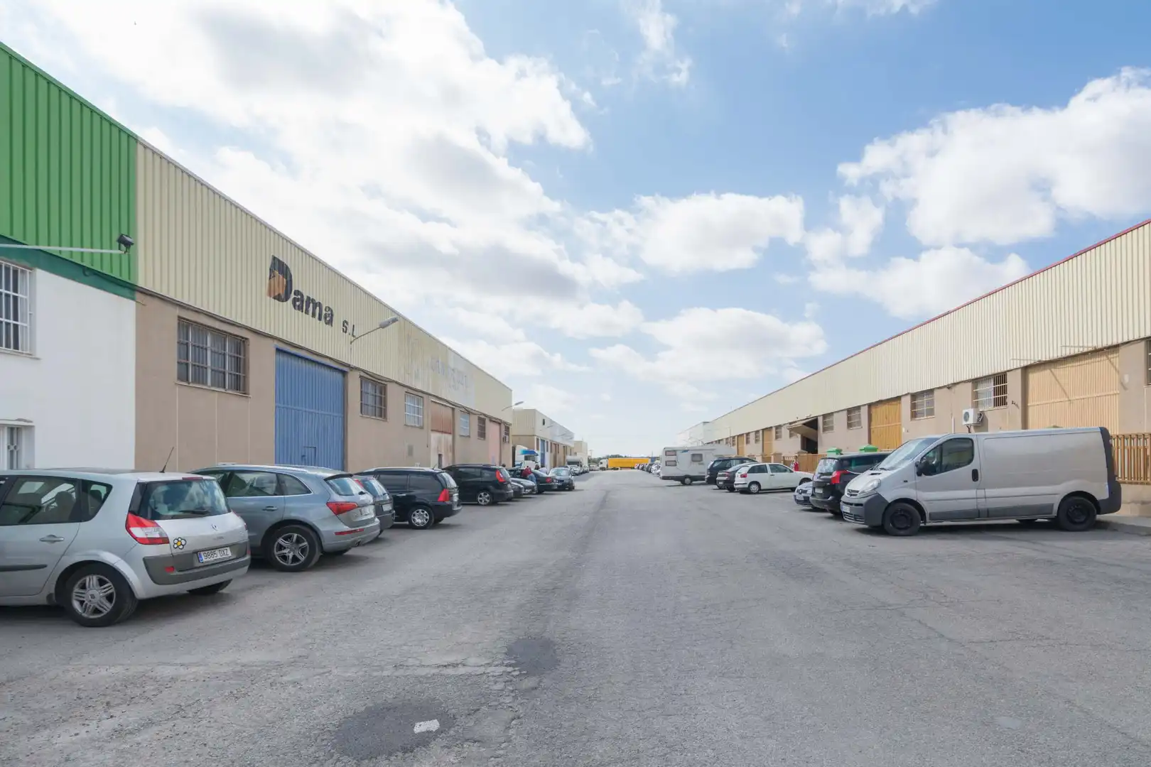 Industrial building for sale in Carrer Jose Pascual Viciano 19, imagen 3