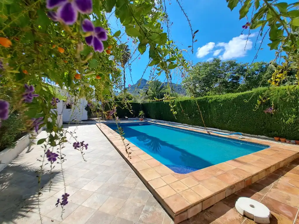 Garden of Houses for sale in Orba  with Air Conditioner, Private garden and Terrace