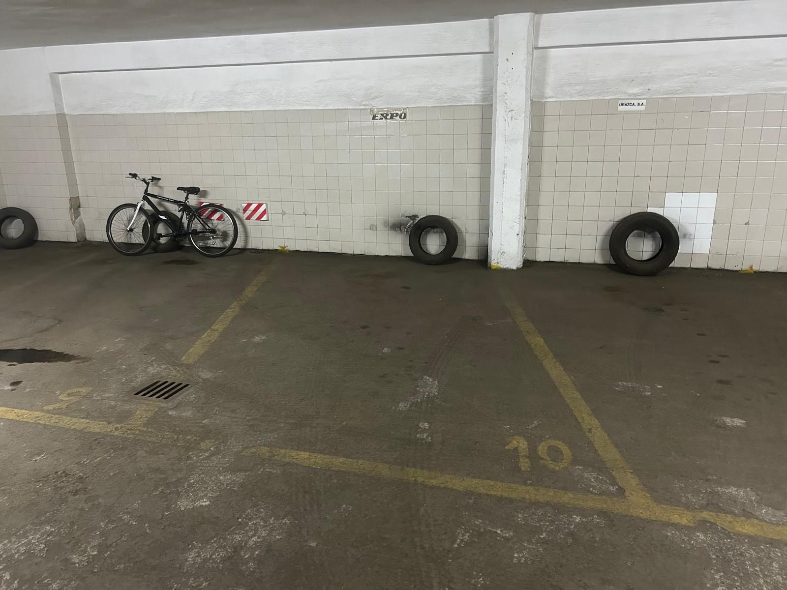 Parking of Garage to rent in Getxo 