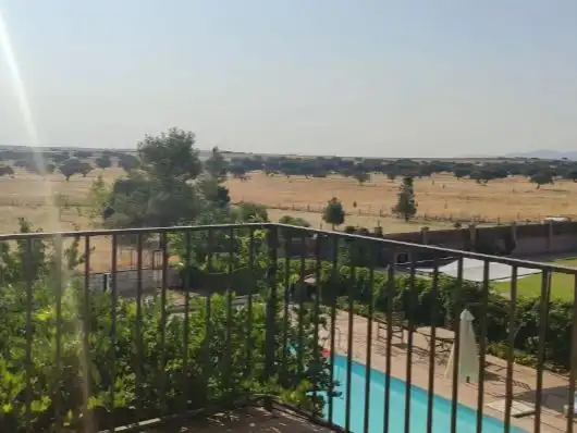 Casa o xalet en venda en Casar de Cáceres amb Terrassa i Piscina