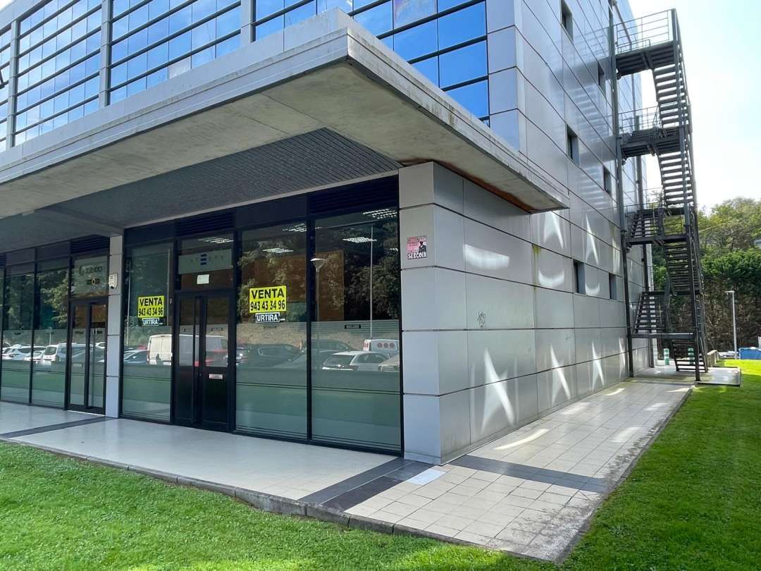 Exterior view of Office for sale in Donostia - San Sebastián   with Air Conditioner and Heating