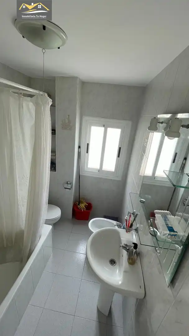 Baño de Piso en venta en Celanova con Trastero y Amueblado