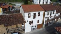 Vista exterior de Casa o xalet en venda en Oviedo  amb Calefacció