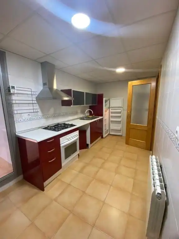 Cocina de Apartamento de alquiler en Armilla con Calefacción y Piscina comunitaria
