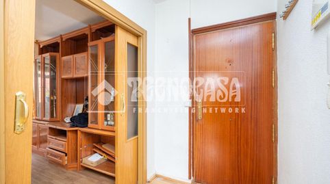 Foto 3 de Piso en venta en La Espinilla - Parque Blanco, Coslada