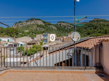 Terraced house for sale in LLUNA, SA