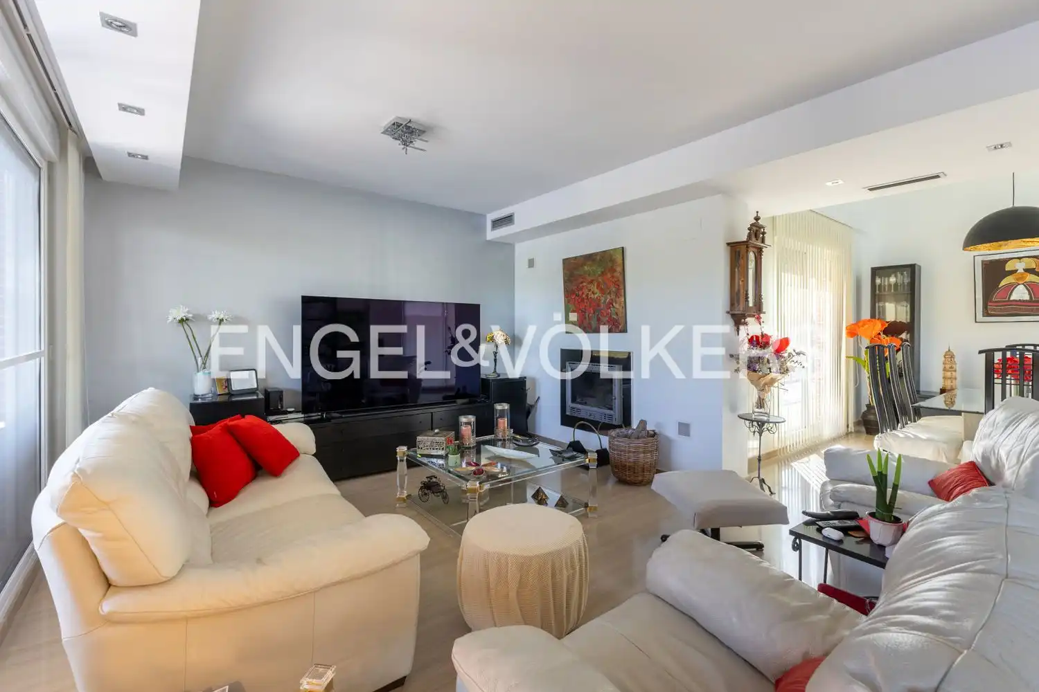 Living room of Houses for sale in Torre en Conill - Cumbres de San Antonio 