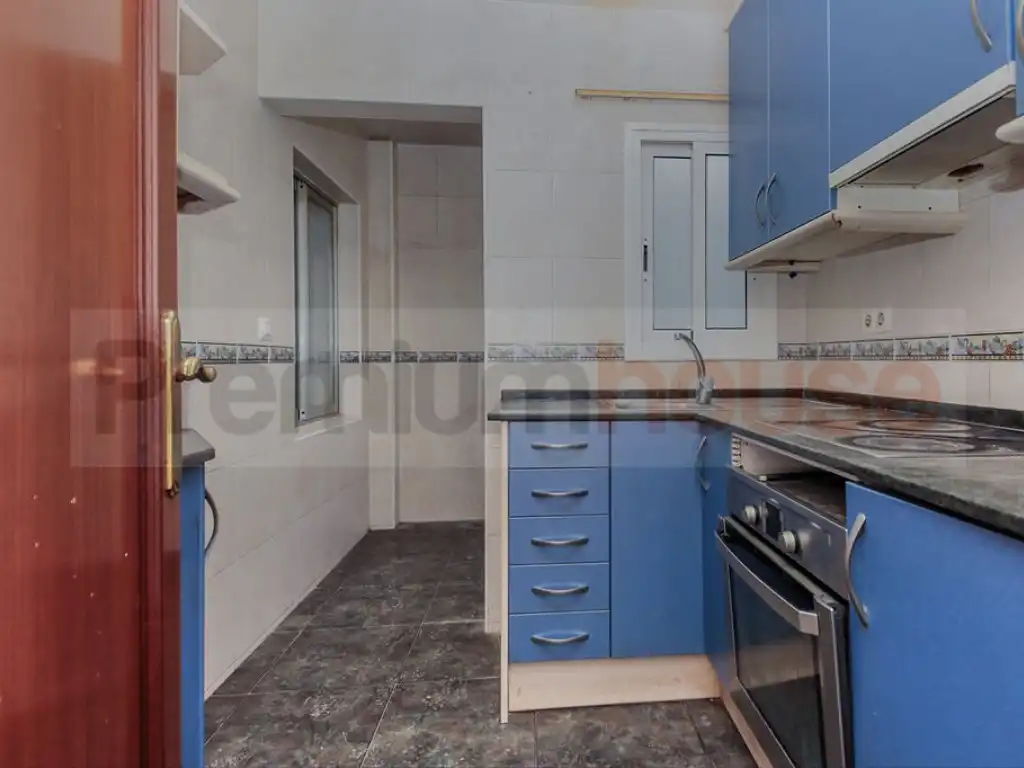 Flat with terrace for sale in Calle Mare Molas, imagen 6