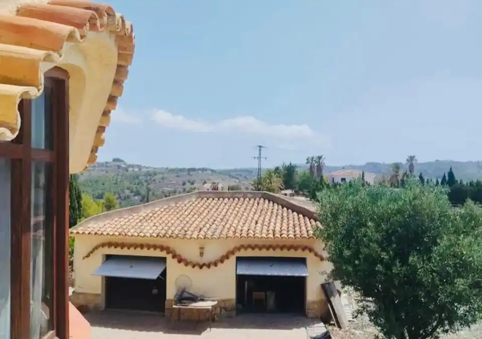 Xalet amb piscina en venda a Cala Advocat - Baladrar, imagen 3