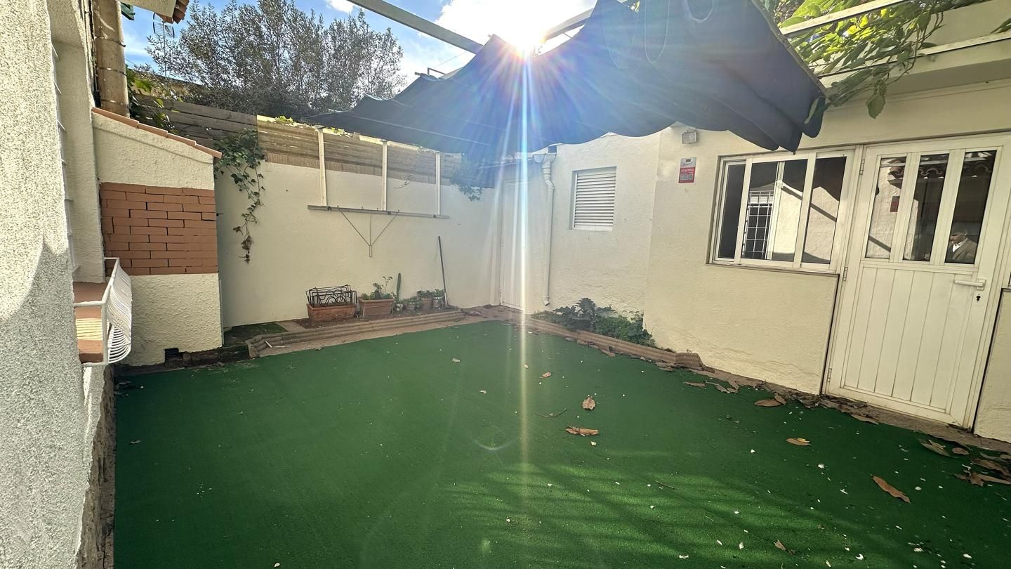 House or chalet to rent in Carrer de Montañés, Can Feu