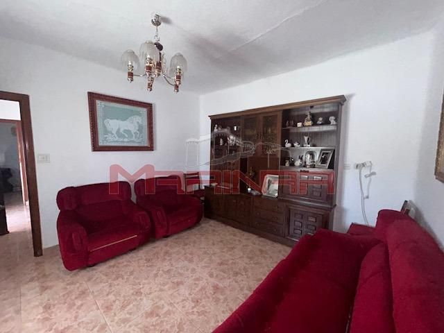 Sala d'estar de Casa adosada en venda en Seseña amb Calefacció