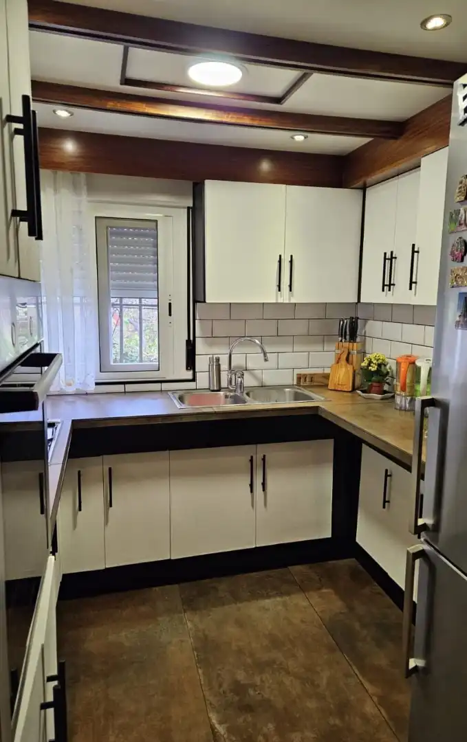 Cocina de Casa o chalet en venta en Navahondilla con Calefacción, Jardín privado y Parquet