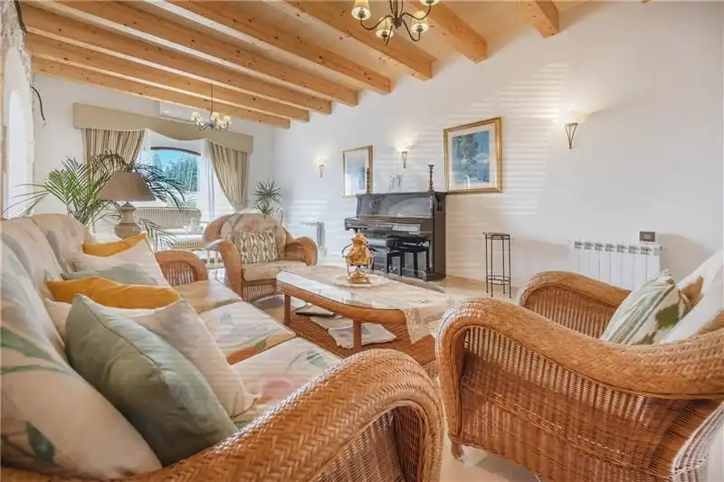 Sala d'estar de Finca rústica en venda en  Palma de Mallorca amb Aire condicionat, Calefacció i Jardí privat
