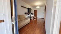 Living room of Flat for sale in  Barcelona Capital  with Parquet flooring and Balcony