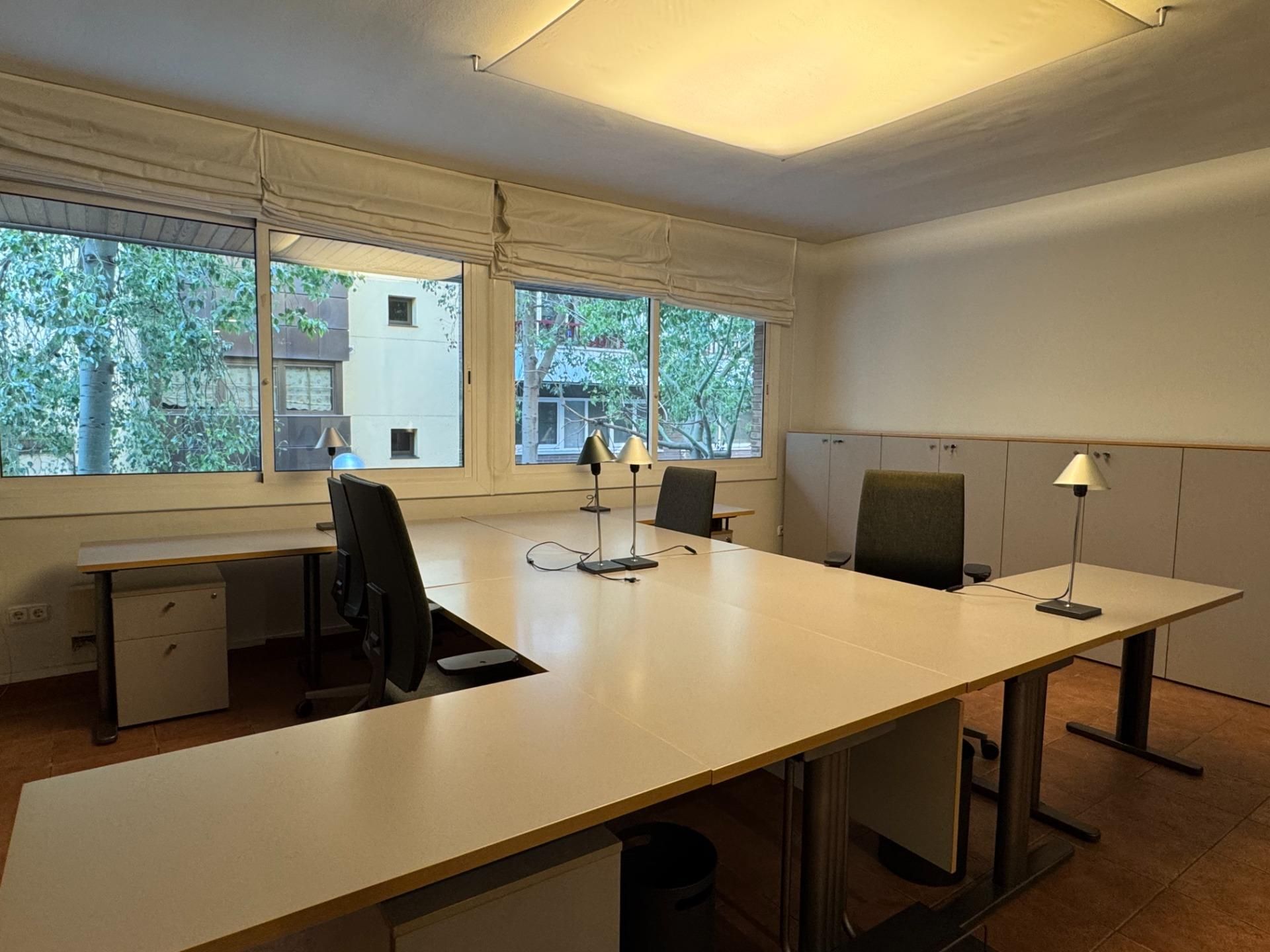 Office to rent in  Barcelona Capital  with Air Conditioner
