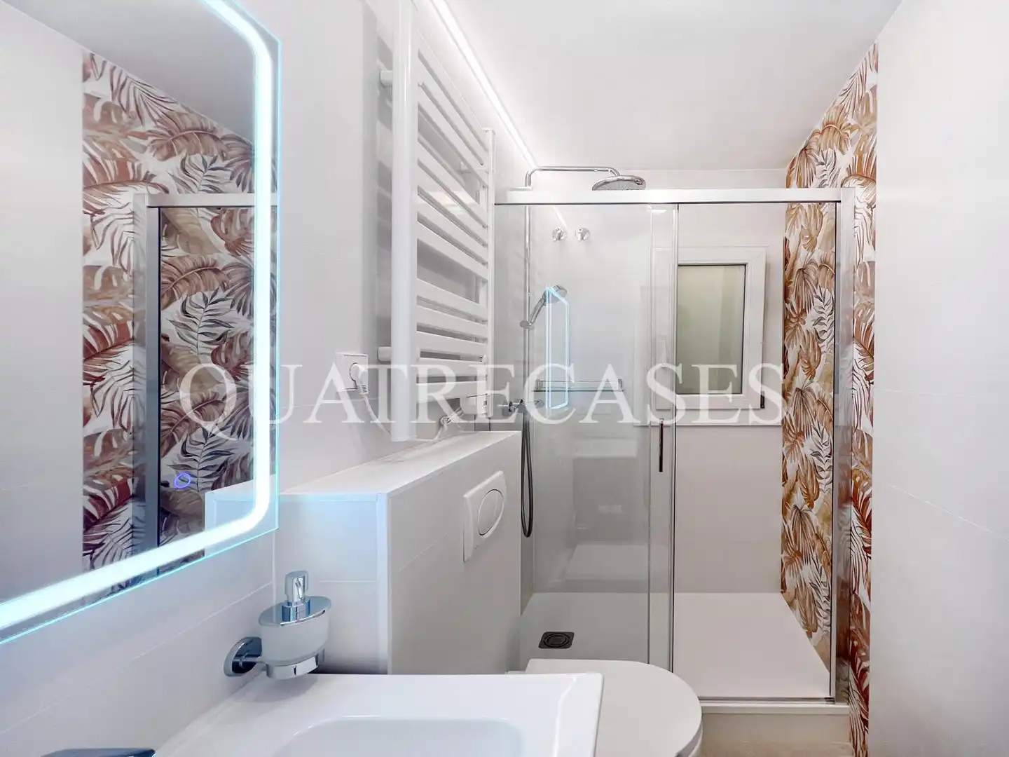 Piso con terraza en venta en Carrer del Rosselló, imagen 41