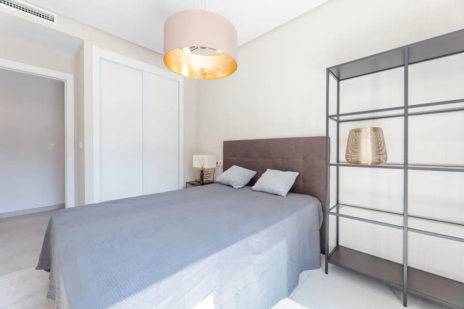 Flat with pool for sale in La Quinta, imagen 14