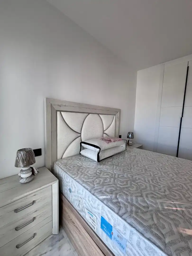 Schlafzimmer von Dachboden zum Verkauf in Arcos de la Frontera mit Terrasse, Möbliert und Ofen