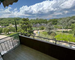 Jardí de Pis de lloguer en Girona Capital amb Balcó