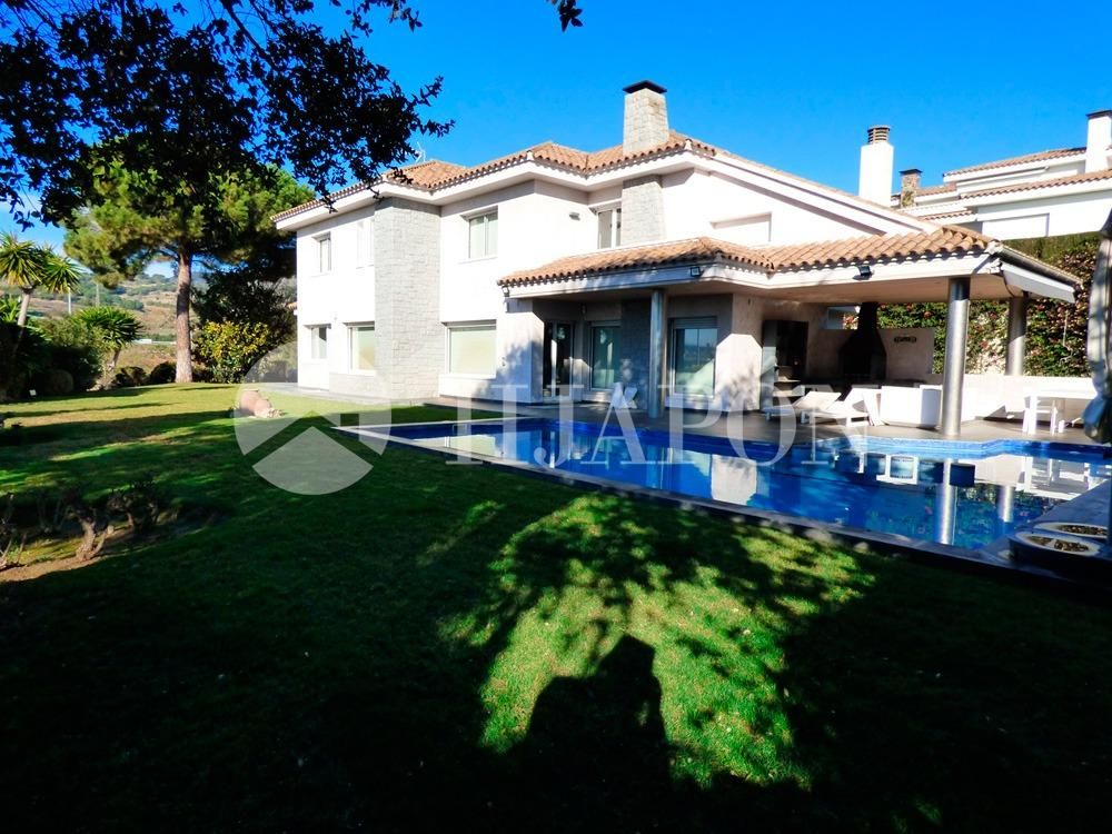 Jardín de Casa o chalet en venta en Alella con Aire acondicionado, Jardín privado y Terraza