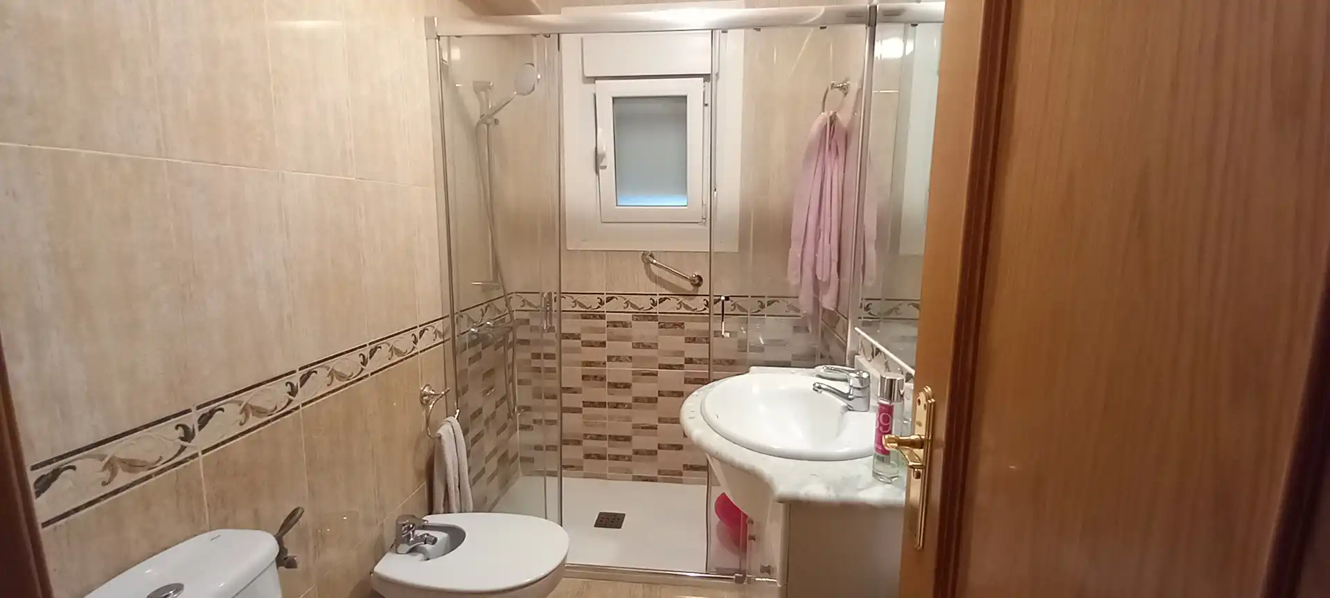 Baño de Piso en venta en  Logroño con Calefacción, Parquet y Terraza