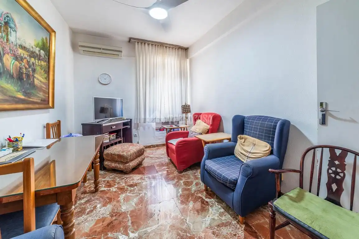 Sala de estar de Piso en venta en Sevilla con Calefacción y Terraza