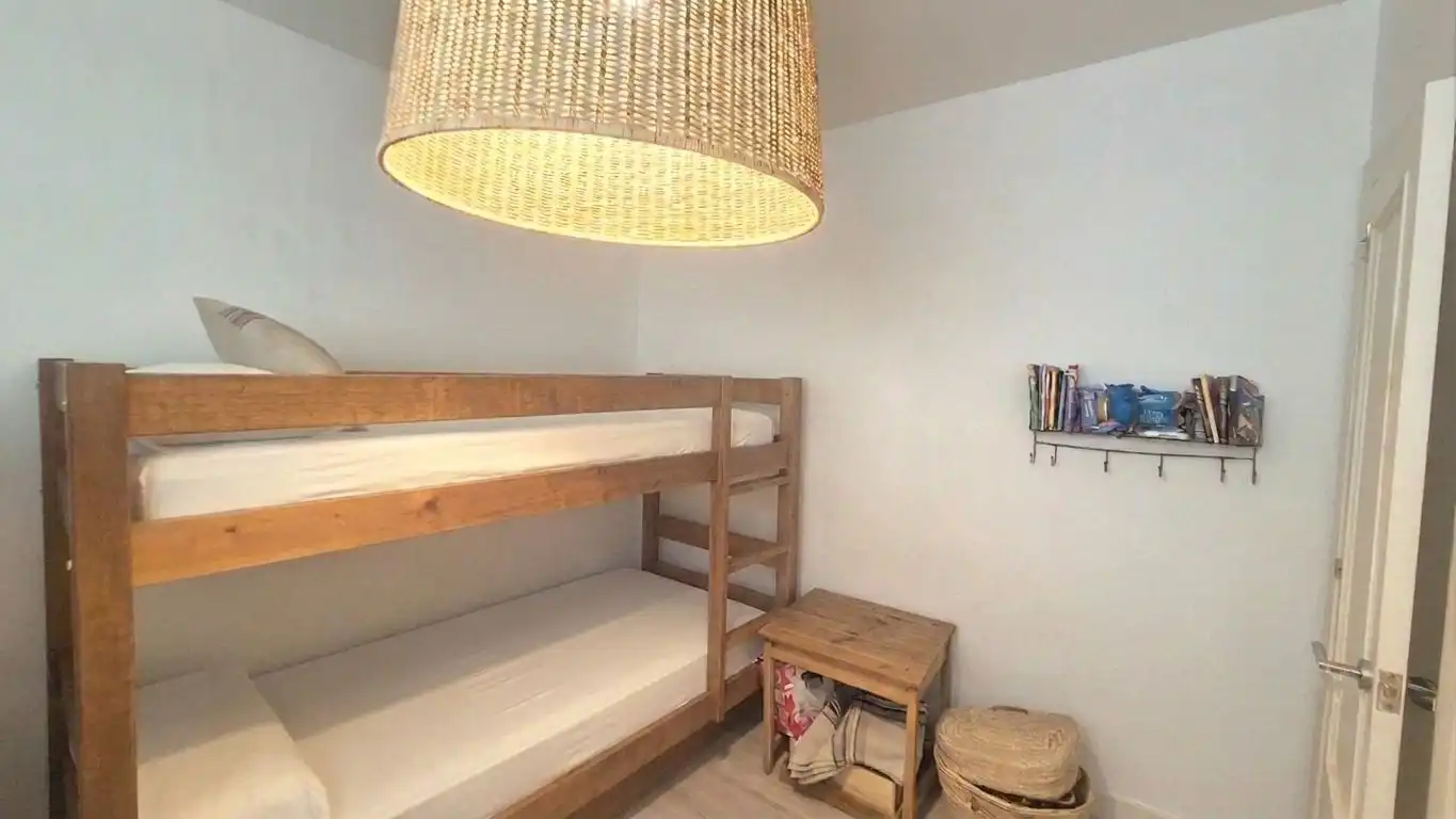 Dormitori de Apartament en venda en Pals amb Calefacció, Jardí privat i Piscina