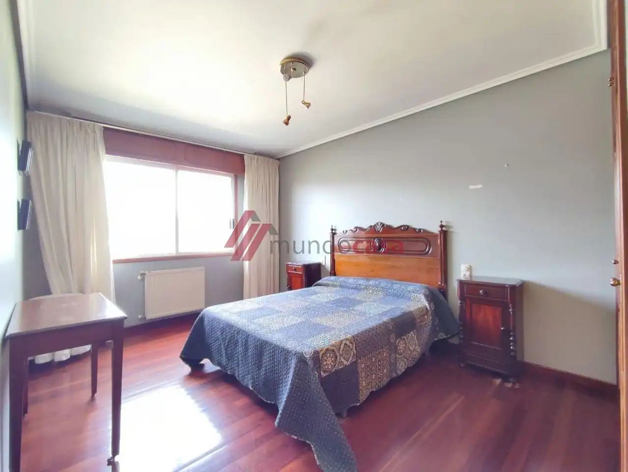 Dormitori de Dúplex en venda en Ferrol amb Calefacció, Parquet i Moblat