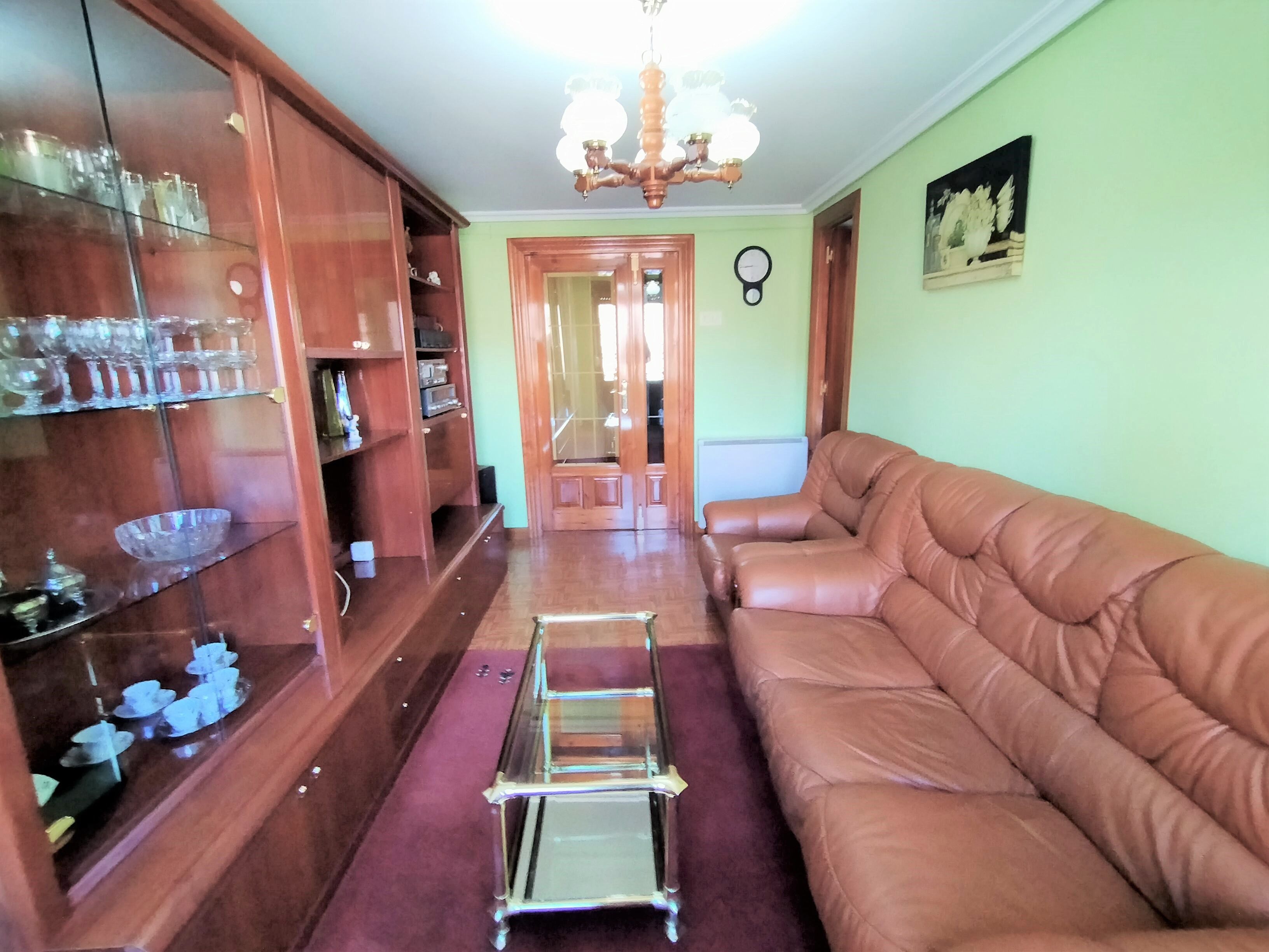 Living room of Flat for sale in Briñas  with Terrace, Storage room and Furnished