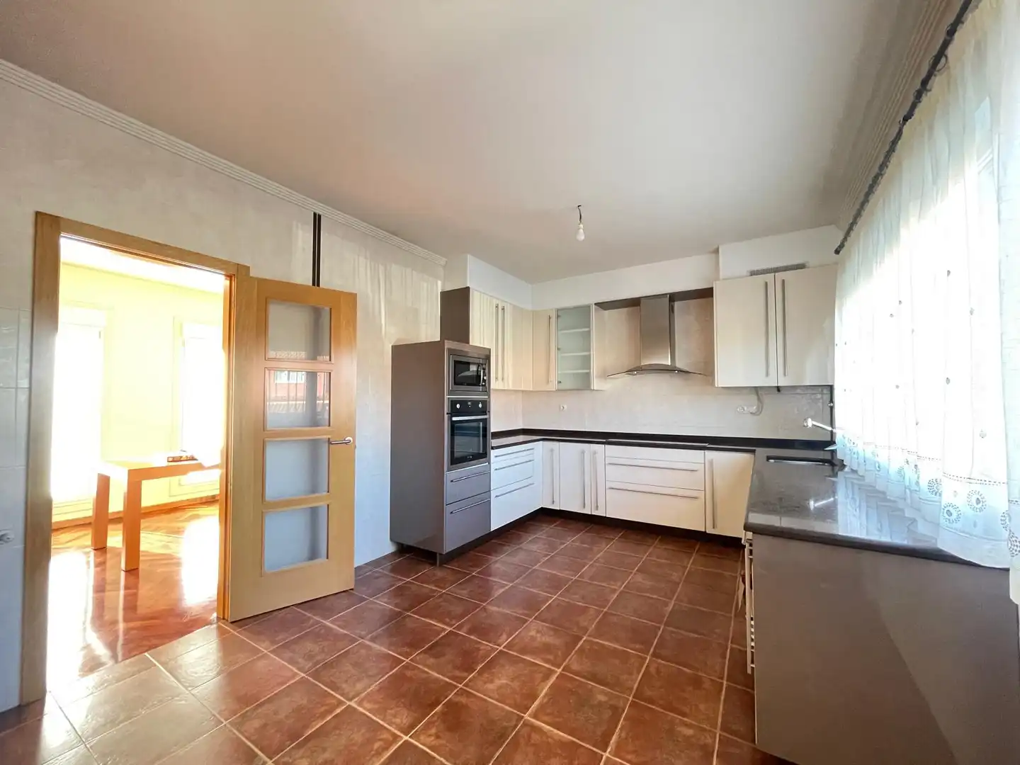 Cuina de Casa o xalet en venda en Sada (A Coruña)