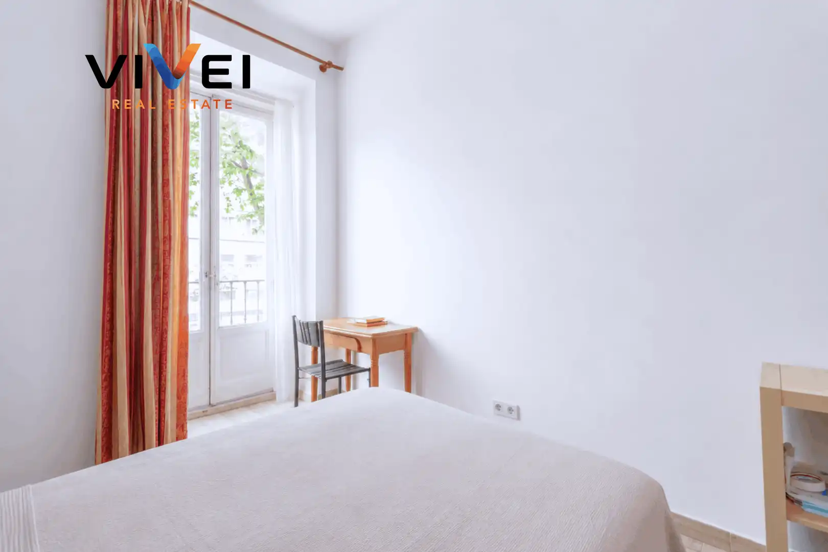 Habitación de Piso en venta en Madrid con Calefacción y Balcón