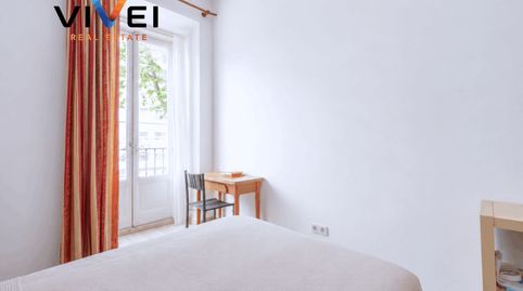 Foto 2 de Piso en venta en Paseo del Prado, Cortes - Huertas, Madrid Capital