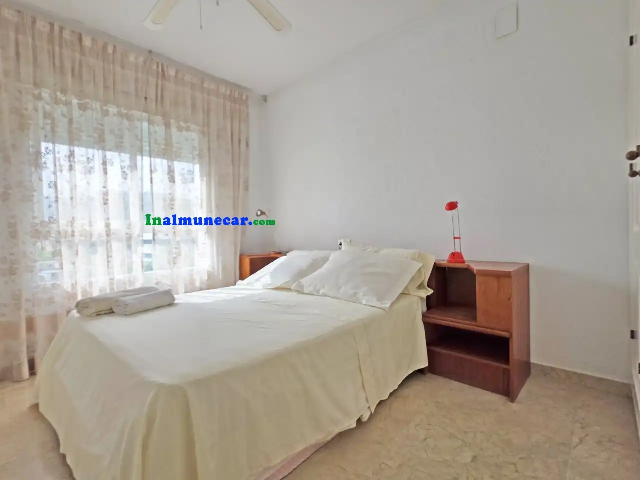 Habitación de Piso de alquiler en Almuñécar con Terraza y Piscina