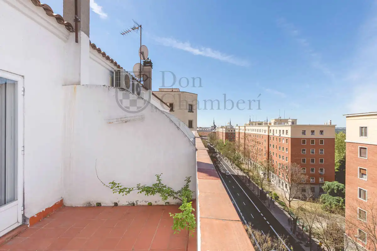 Duplex con ascensore in affitto a joaquin maria lopez