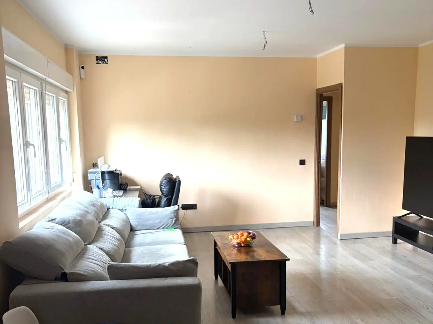 Sala d'estar de Casa o xalet en venda en Chinchón amb Calefacció, Jardí privat i Terrassa