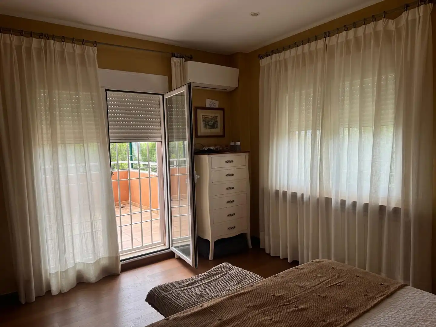 Dormitori de Casa o xalet en venda en Borriol amb Aire condicionat, Jardí privat i Terrassa