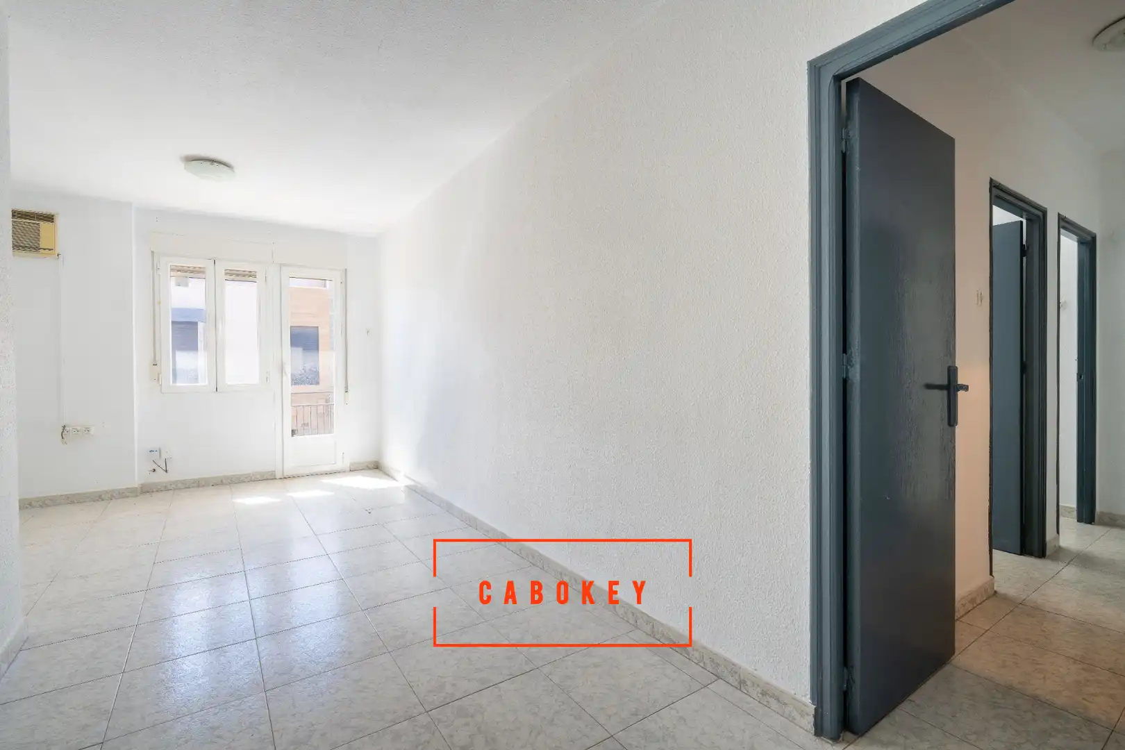 Casa adosada en venta en Almería con Terraza