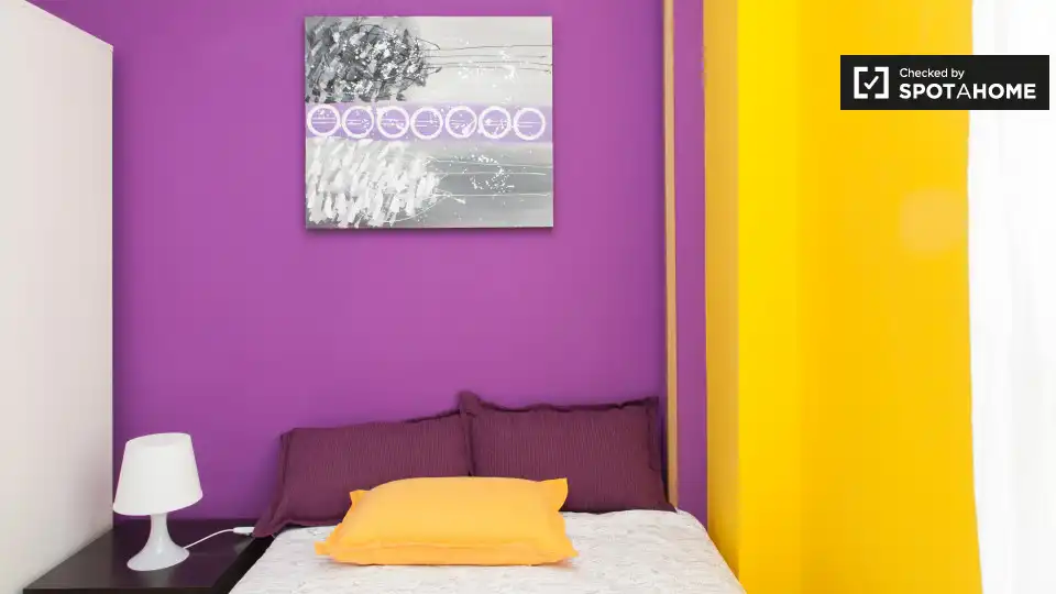 Bedroom of Flat for share in Alcalá de Henares  with Air Conditioner, Terrace and Furnished