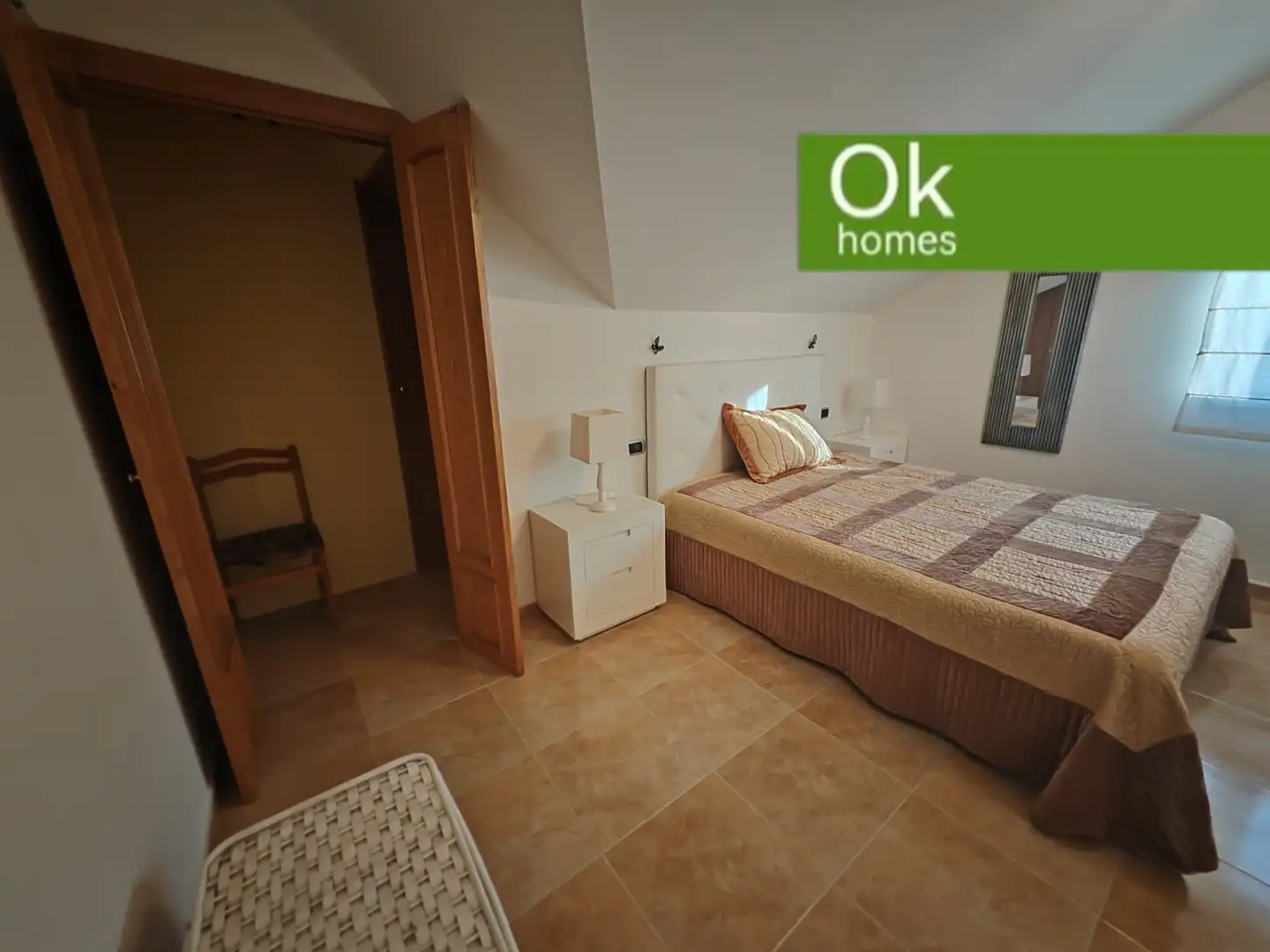 Dormitori de Casa o xalet en venda en Melide amb Calefacció, Jardí privat i Parquet