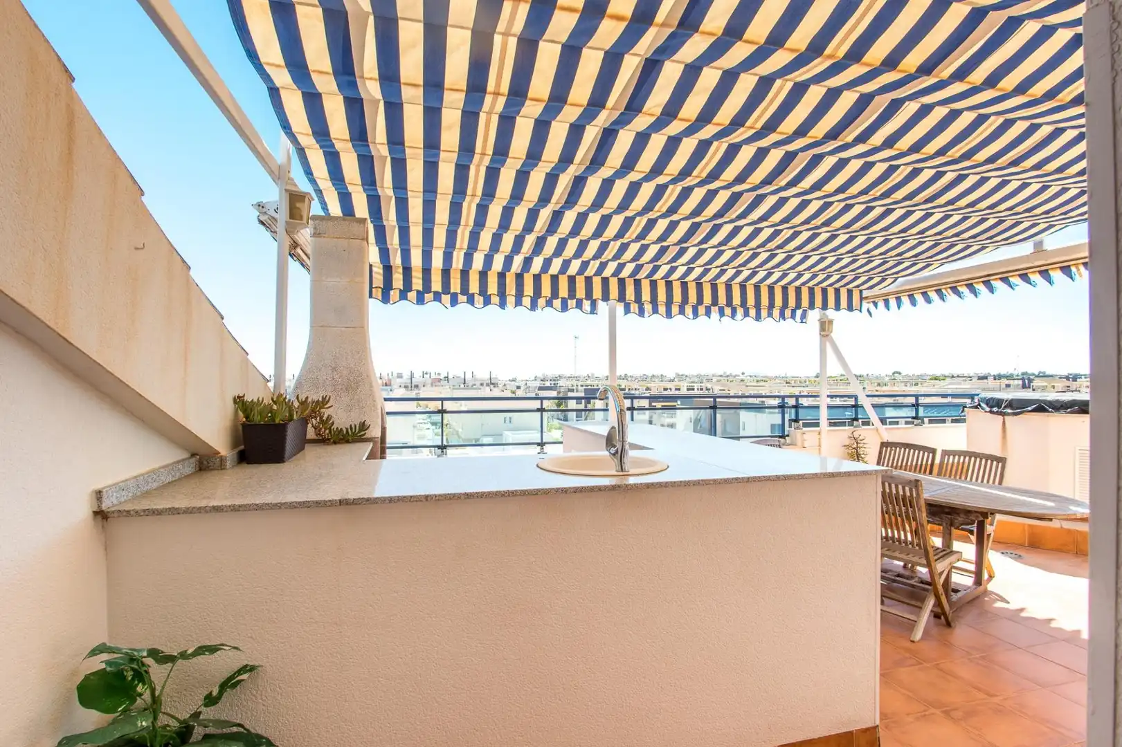 Terrassa de Àtic en venda en Pilar de la Horadada amb Aire condicionat, Calefacció i Jardí privat
