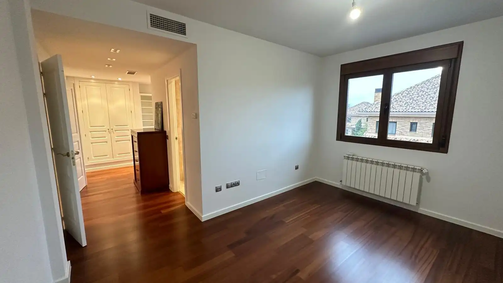 Bedroom of Houses for sale in Villaviciosa de Odón  with Air Conditioner, Heating and Private garden