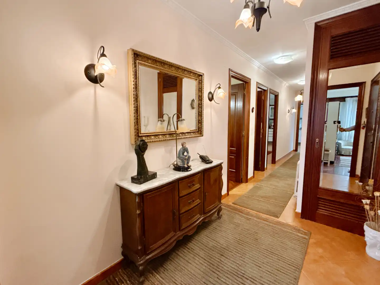 Piso en venta en Carballo con Amueblado