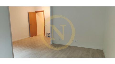Foto 2 de Piso en venta en Calle Sepulveda, Sant Antoni, Barcelona Capital