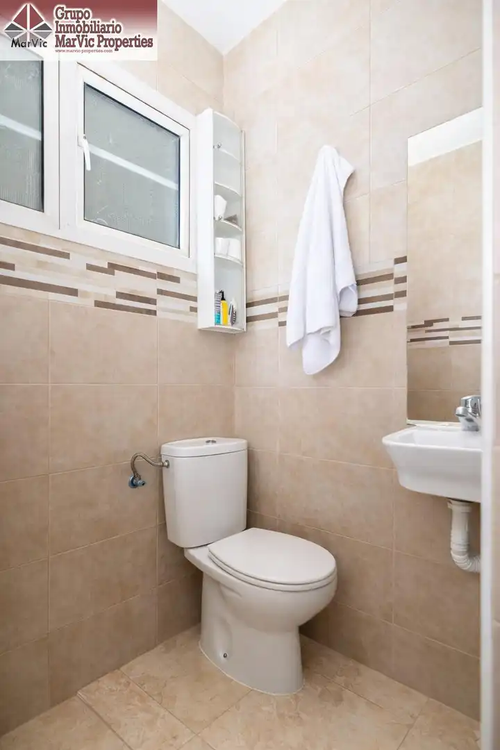 Baño de Planta baja en venta en Benidorm con Amueblado