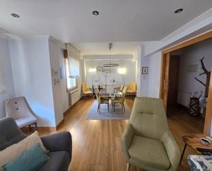 Sala d'estar de Pis en venda en Vigo  amb Calefacció i Parquet
