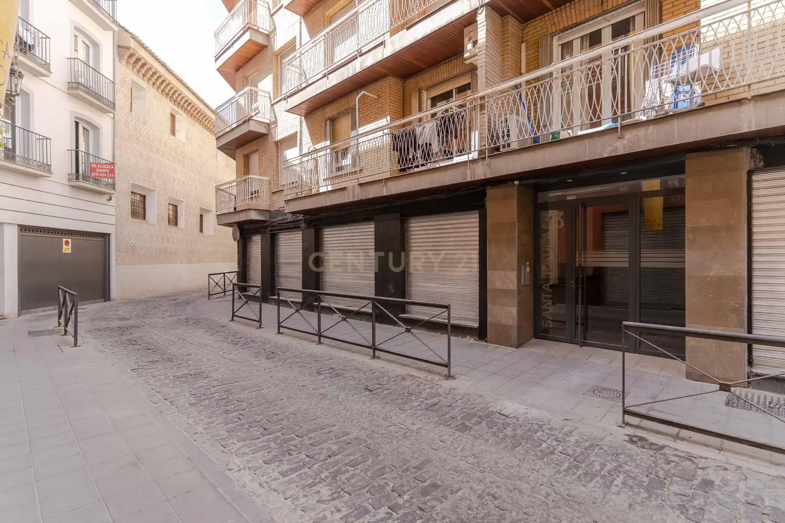 Vista exterior de Pis en venda en Granada amb Aire condicionat